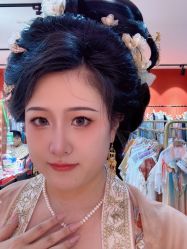 -宝蝶记汉服体验馆