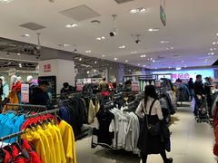 -唯品会(北京国瑞城店)