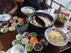 -亿诣蝎府炸酱面羊蝎子火锅(酷车小镇店)