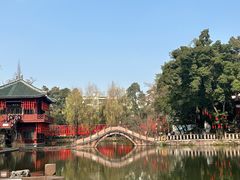 -房湖公园