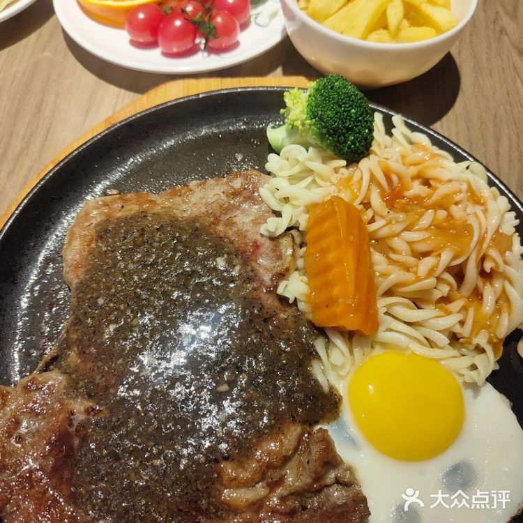 回民街里的西餐厅✨值得推荐！！