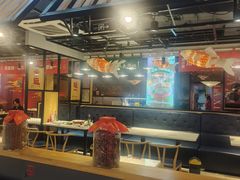 -辣小妮de川菜馆(红旗Mall店)