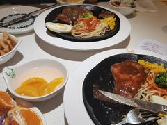 -汤姆家的牛排意面披萨(融创茂店)