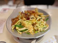 花菜炒肉片-新发现(苏州中心商场店)