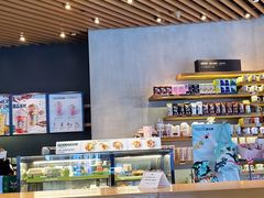 大堂-星巴克(大宁店)