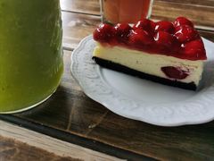 樱桃芝士蛋糕-新沙洞咖啡(泉乐坊店)
