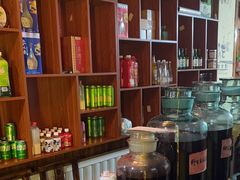 -果松木炭酸菜铜火锅·外婆参鸡汤