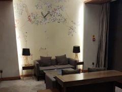 -灞柳驿酒店(香湖湾地铁站店)