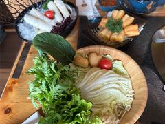 -湊湊火锅·茶憩(南京东路悦荟店)