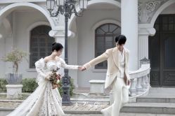 -罗马经典婚纱摄影·轻奢化定制