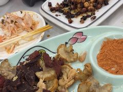 -一口猪海鲜浑锅·东北家常菜