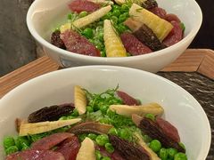 -三出山火锅(南京万象天地店)