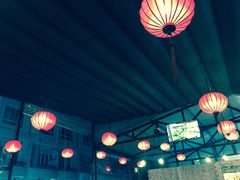 -Lanterns Vietnamese Restaurant