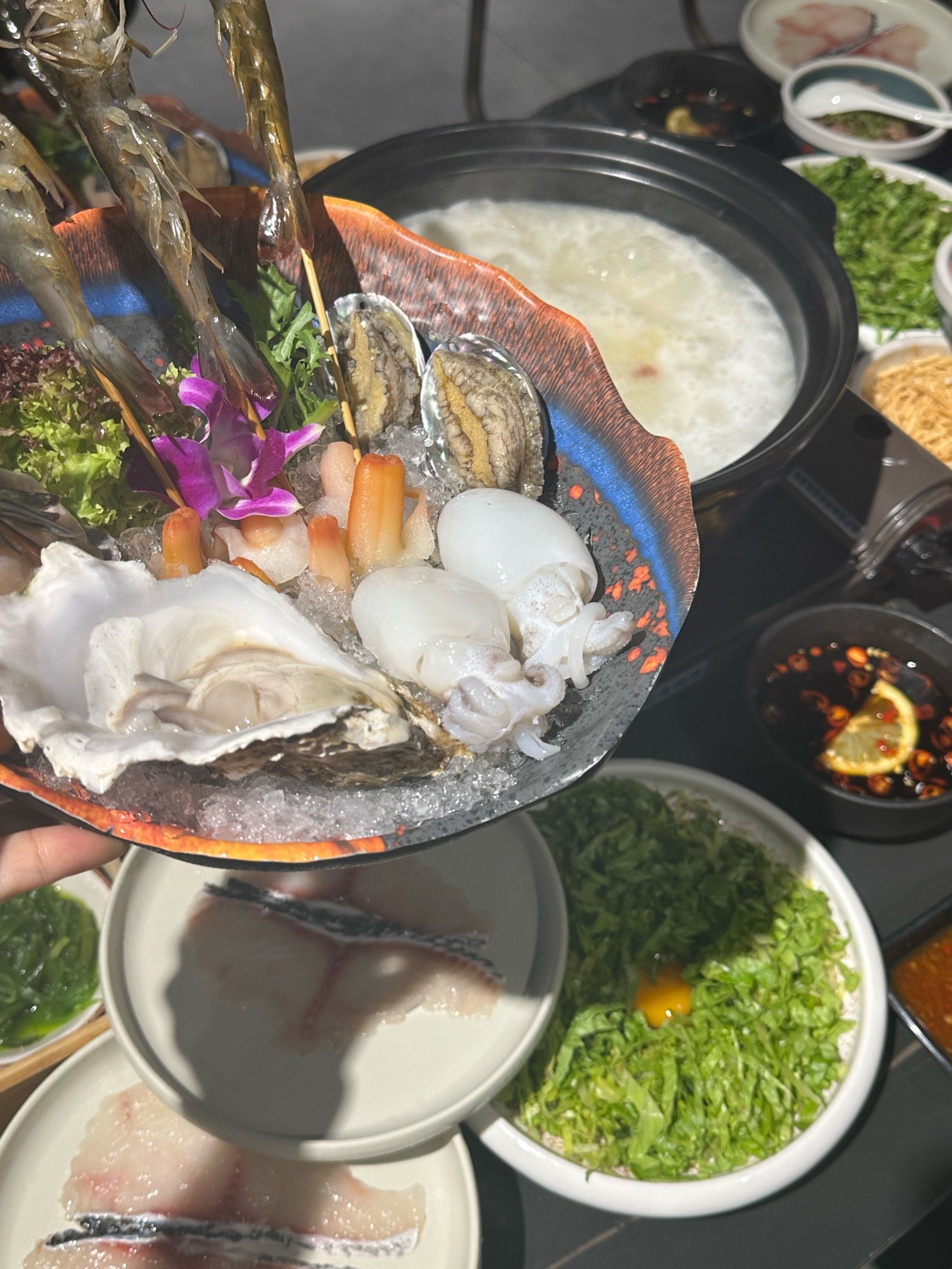 牛牛海鲜粥底火锅