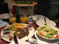 -WOLFGANG PUCK KITCHEN & BAR(迪士尼小镇店)