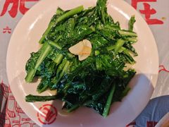 -肥肥虾庄·金牌油焖大虾(杨园滨江时代walk店)