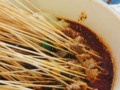 -拈签一笑黄牛肉辣卤串串