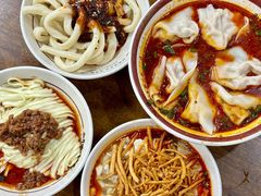 红油抄手-西月城谭豆花(春熙路店)