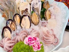 -茅草房·河畔园林火锅