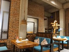 -苹果树下艺术餐厅(宋庄店)