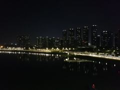 -南京眼步行桥