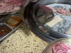 -姜胖胖韩式自助烤肉(光明万达店)