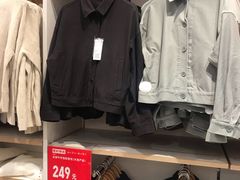 -优衣库(上海金桥国际商业广场店)