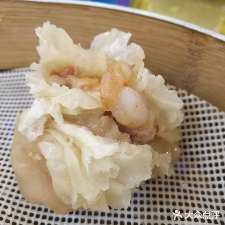 北辰道上的马记烧麦现在开在了龙门道，门口有停车位