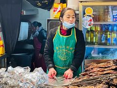 -老黄记手撕烤兔(玉林街店)