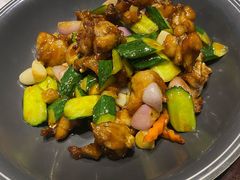 色香味俱全的石蛙-柒园·三十年创意杭帮菜(龙湖滨江天街店)