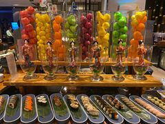 -广州万富希尔顿酒店·感趣自助餐厅·金秋蟹宴生蚝海鲜刺身烧烤