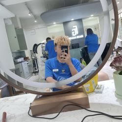 -妃格美发沙龙·烫发·染发