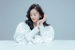 -唯一旅拍·颂当代影像艺术中心(上城店)