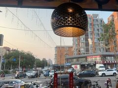 -路边边.炒菜烧烤.音乐餐厅(良乡长虹店)