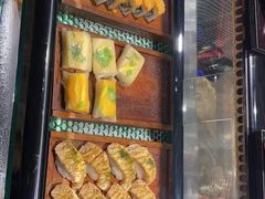 -飨食汇全日制餐厅·昆山皇冠假日酒店(九方店)