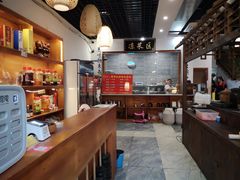 -黄桷树曹家私房菜(江与城店)