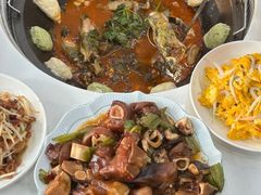 -丹水桥地锅鱼·翘嘴鲌·地方特色全鱼宴(丹江口大坝店)