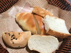 餐前面包拼盘-EATALIA意塔利意式餐厅(鼓楼店)