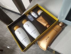 -Aros安麓笙婚纱礼服设计馆