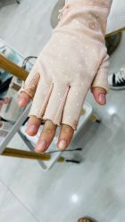 -花系美·美甲美睫精品店