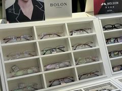 -沫芮眼镜·蔡司官方授权店(人民广场店)