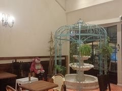 -CowCow其其·牛杂咖啡公司(六运店)