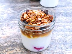 麦片酸奶-RAC BAR(安福路店)