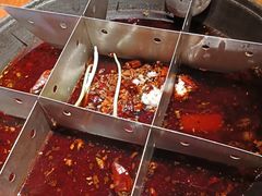 -周小明火锅(黑金冠社区店)