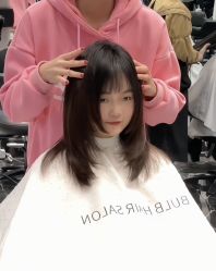 -BULB STUDIO 巴柏明星发型工作室