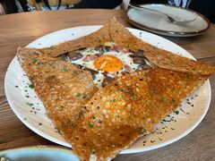 鸡蛋蘑菇熏肉荞麦可丽饼-RAC BAR(安福路店)