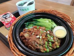-米食先生酱汁煲仔饭(王府井店)
