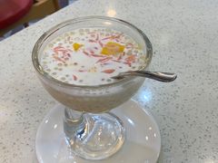 杨枝甘露-甜蜜蜜港式茶餐厅(虹梅店)