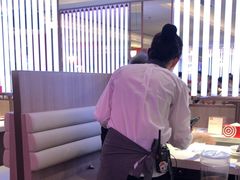 -海底捞火锅(杭州庆春路夜宵主题店)