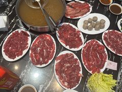 -一鼎牛鲜活牛肉城(晋江海峡国际食品城店)